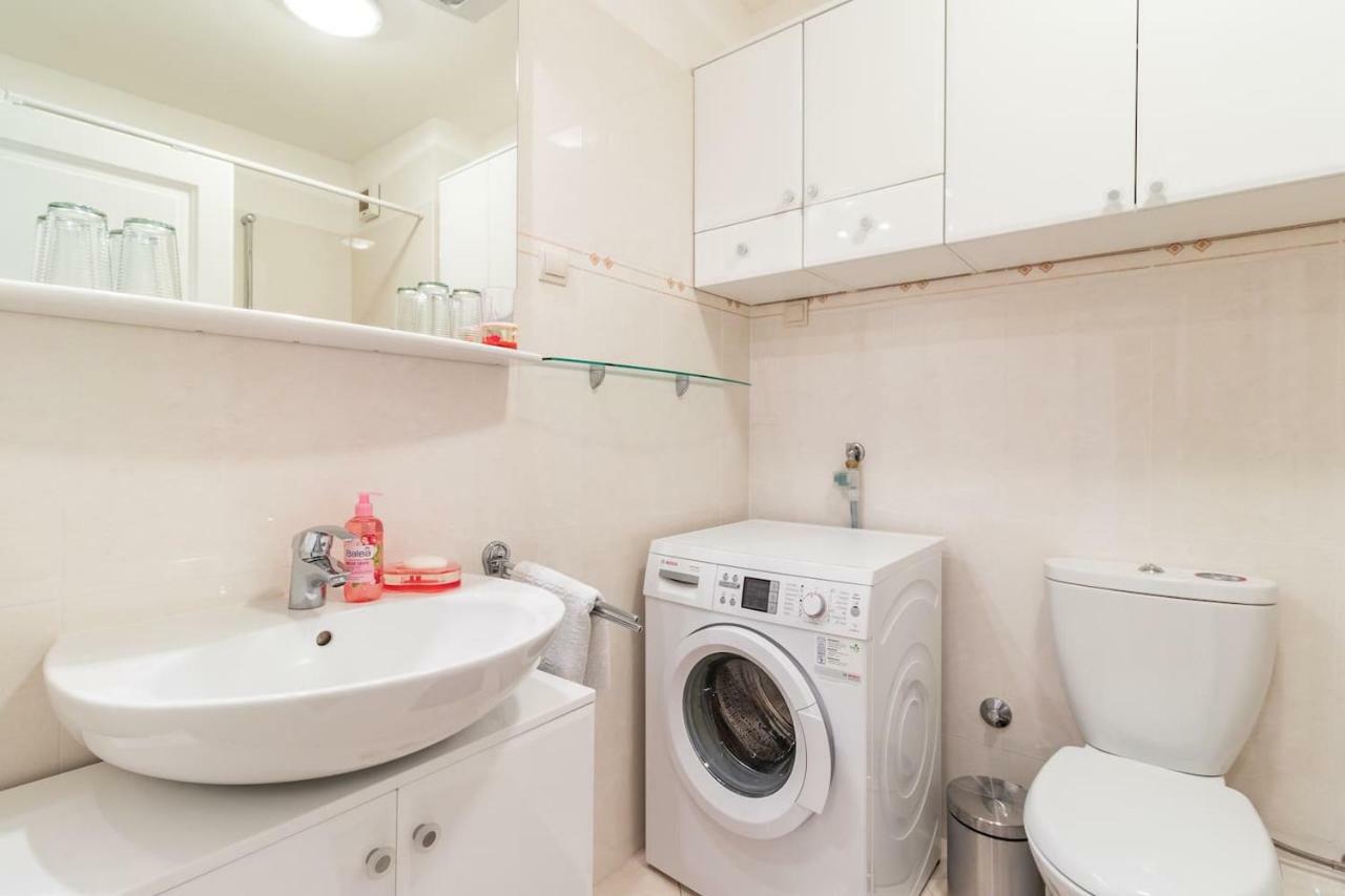 Apartment Klara พูลา ภายนอก รูปภาพ